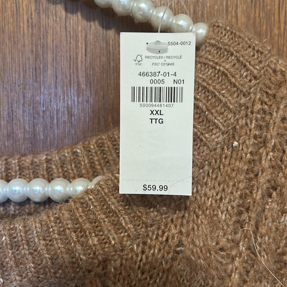 NWT Old Navy Cable Knit Sweater - Picture 4 of 10